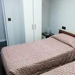 Centro Castillo 9 *